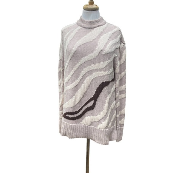 Tuckernuck Beige Lynx Oversized Sweater - Size Small - Picture 9 of 13